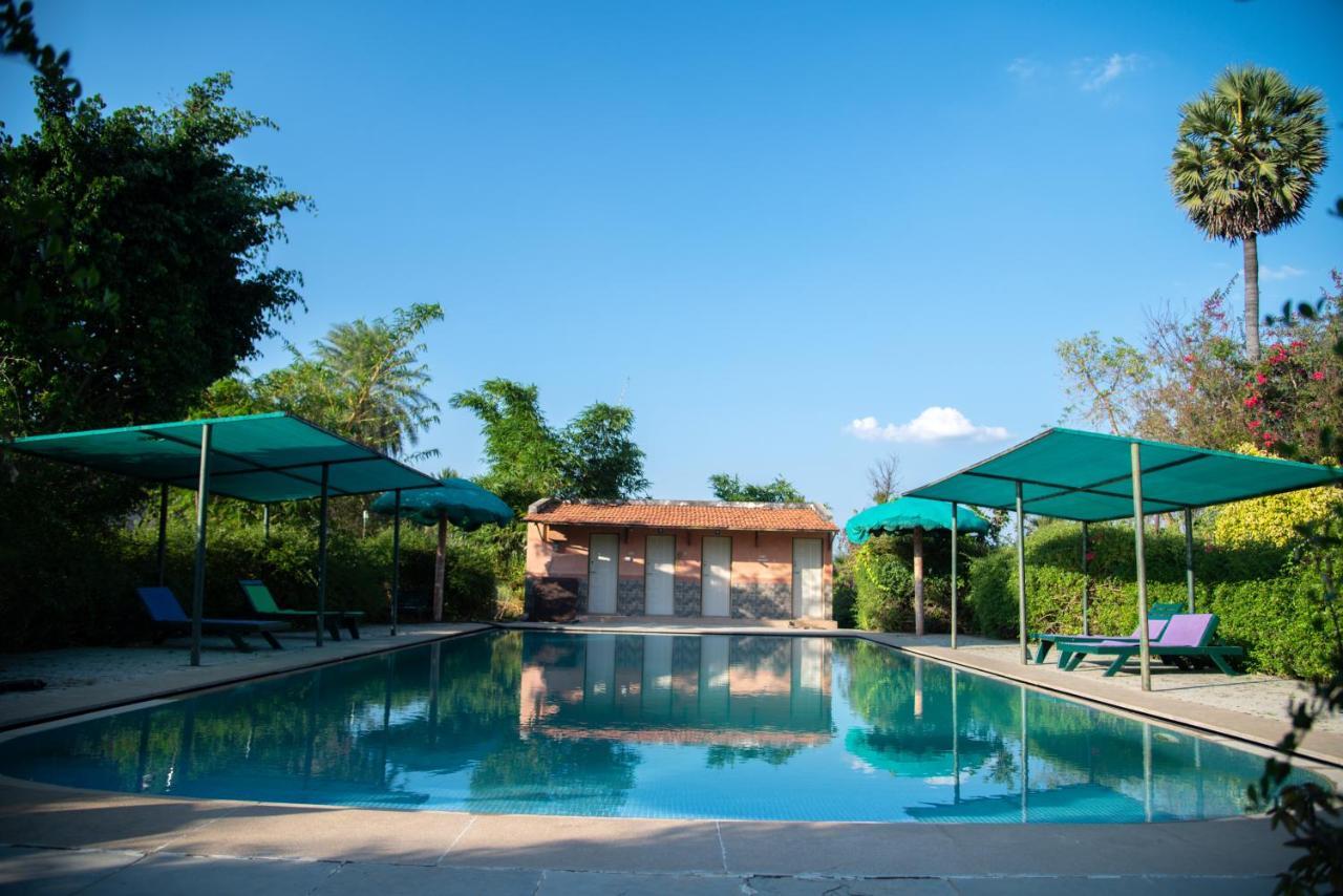 The Mountain Retreat Hotel Tiruvannámalaj Kültér fotó