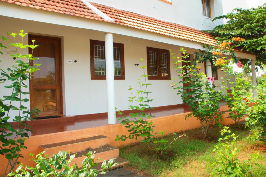 The Mountain Retreat Hotel Tiruvannámalaj Kültér fotó